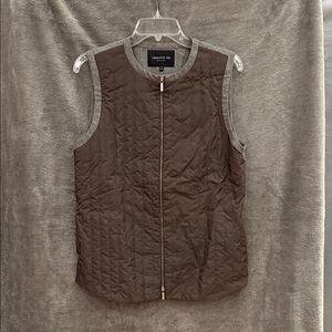 Lafayette 148 New York Size M Brown Quilted Vest Sparkly Silver Accent LN